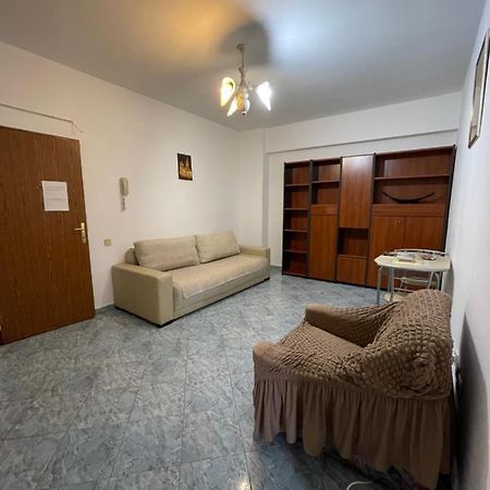 Luanaapartments #2 Otopeni Exterior foto